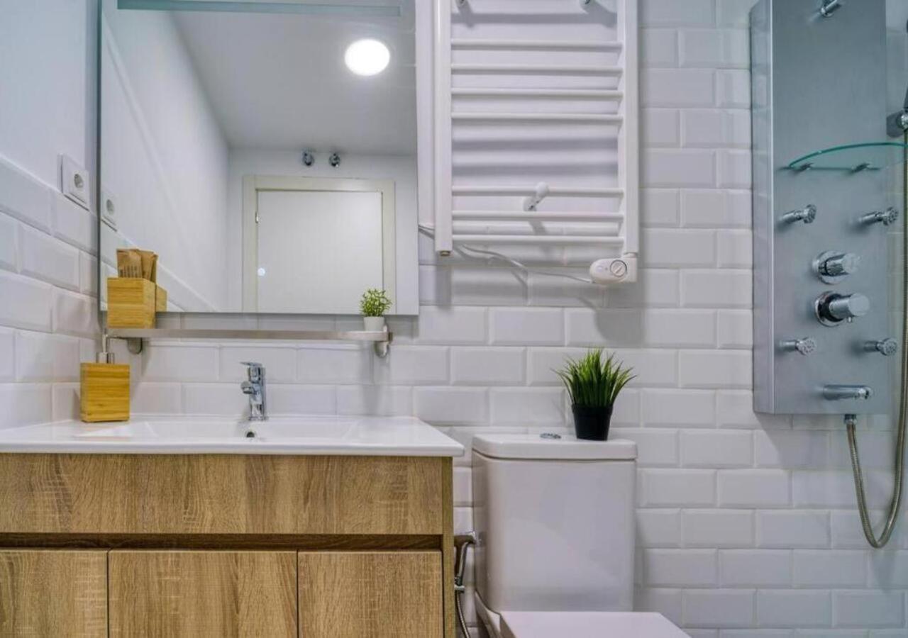 Nuevo 5 Personas Super Centrico Retiro Lujo Apartment Madrid Exterior foto